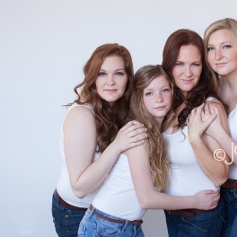 Gorgeous Mom and Daughters!! – Family Photographer – Billings, MT