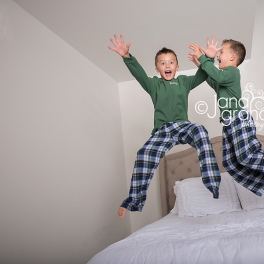 Popcorn, pillow fights and feathers – oh my! – Family Photographer – Billings, MT – Montana Photographer