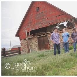 On the Family Farm – Family Photographer- Billings, MT – Montana Photographer