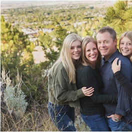 The cutest fam! – Mini Sessions – Family Photographer – Billings, MT – Montana Photographer