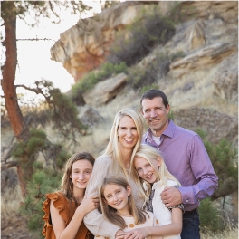 All the girls and a lucky dad – Family Photographer – Child Photographer – Fall Minis – Billings, MT – Montana Photographer