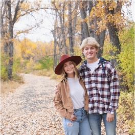 Fall is the best! – Family Photographer – Billings, MT – Montana Photographer