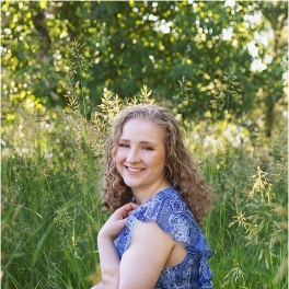 Abigail – Laurel High – Class of 2023 – Senior Photographer – Billings, MT – Montana Photographer